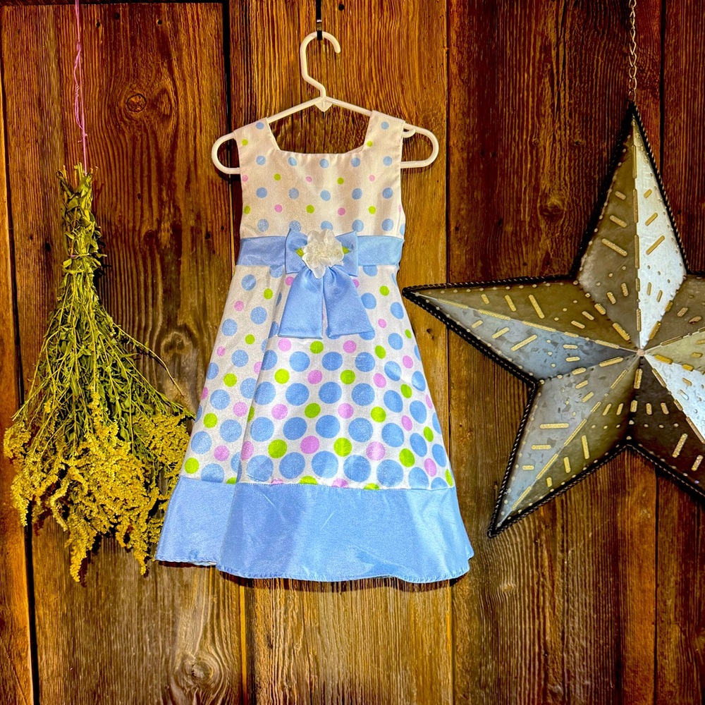 Little Girl’s Dress